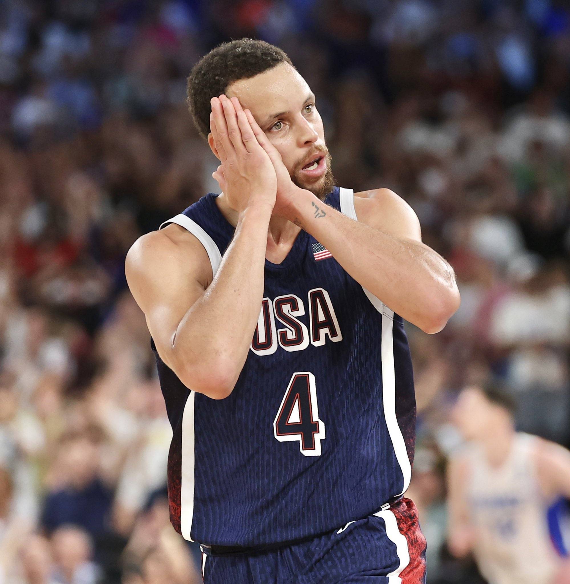 曼联中场与 曼联中场与